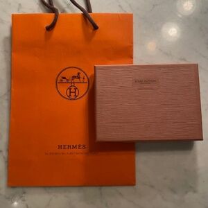 Hermes Orange & brown iconic paper shopping bag